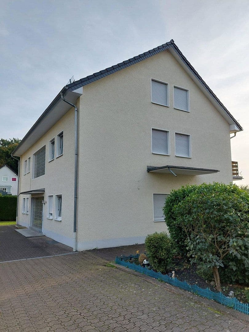 Prenájom bytu 2-izbový 47 m², Overath, Severné Porýnie - Westfálsko Prenájom bytu 2-izbový 47 m², Overath, Severné Porýnie - Westfálsko