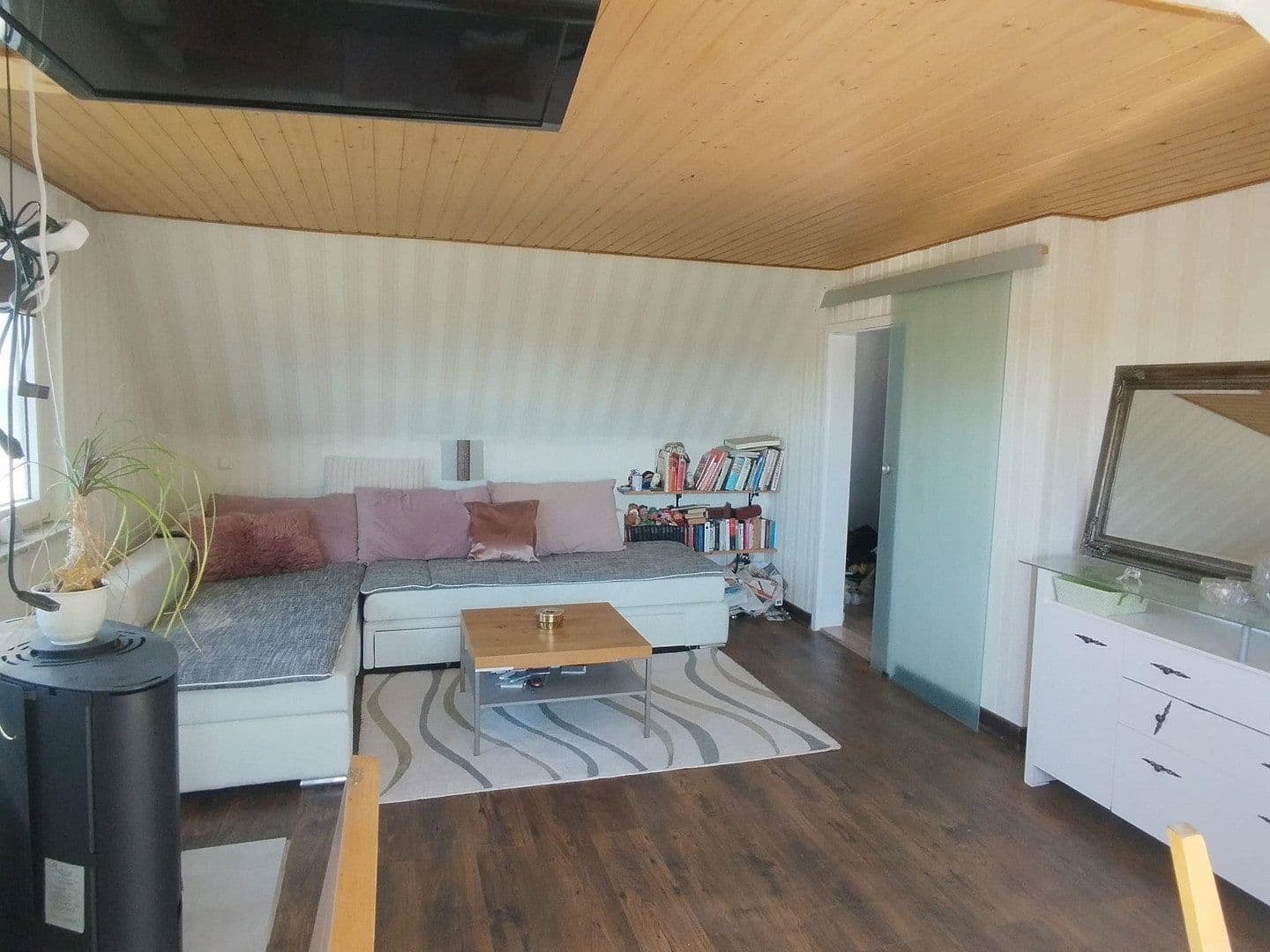 Predaj domu 120 m², pozemek 1.217 m², Siedlerkamp 6, Gronau, Dolné Sasko Predaj domu 120 m², pozemek 1.217 m², Siedlerkamp 6, Gronau, Dolné Sasko