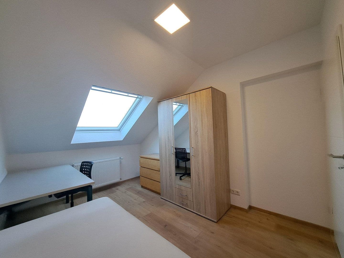 Predaj domu 461 m², pozemek 649 m², Saarbrücken, Sársko Predaj domu 461 m², pozemek 649 m², Saarbrücken, Sársko