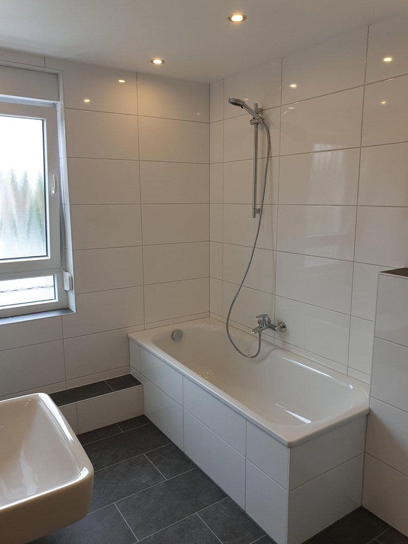 Predaj domu 461 m², pozemek 649 m², Saarbrücken, Sársko Predaj domu 461 m², pozemek 649 m², Saarbrücken, Sársko