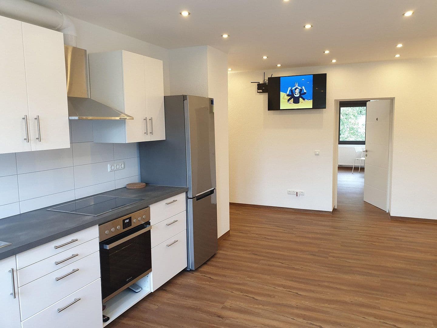 Predaj domu 461 m², pozemek 649 m², Saarbrücken, Sársko Predaj domu 461 m², pozemek 649 m², Saarbrücken, Sársko