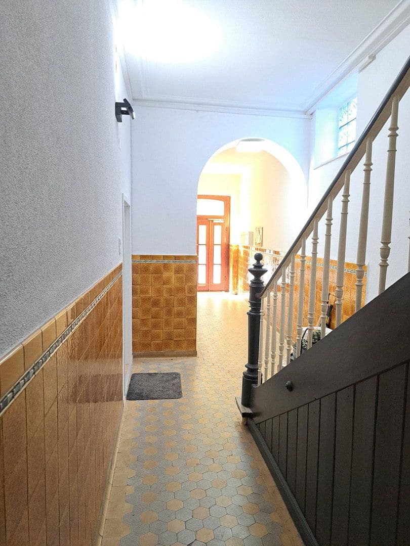 Predaj domu 461 m², pozemek 649 m², Saarbrücken, Sársko Predaj domu 461 m², pozemek 649 m², Saarbrücken, Sársko