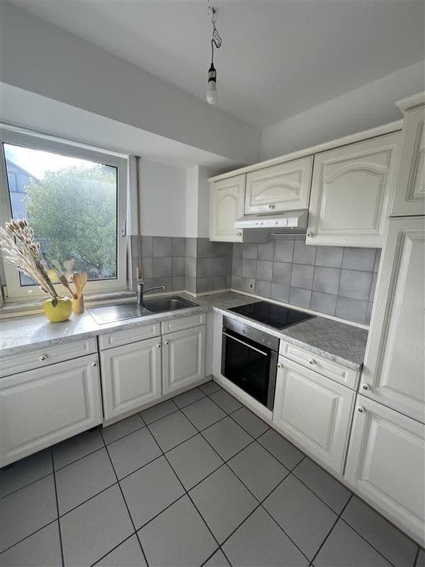 Prenájom bytu 2-izbový 73 m², Rösrath, Severné Porýnie - Westfálsko Prenájom bytu 2-izbový 73 m², Rösrath, Severné Porýnie - Westfálsko