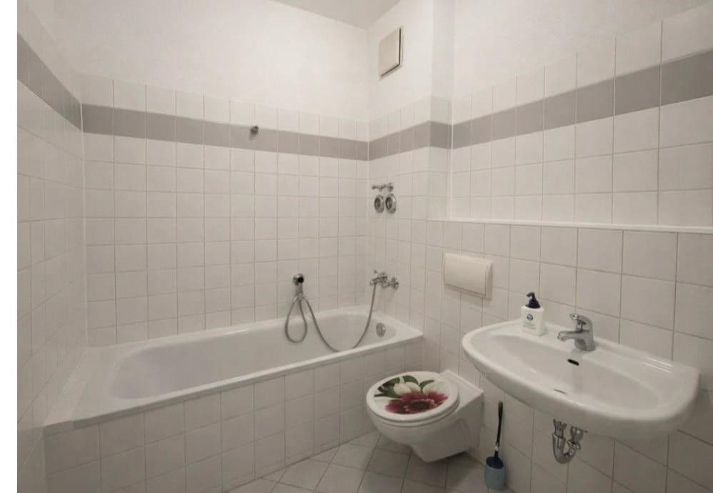 Prenájom bytu 2-izbový 63 m², Halberstädter Str. 118, Magdeburg, Sasko-Anhaltsko Prenájom bytu 2-izbový 63 m², Halberstädter Str. 118, Magdeburg, Sasko-Anhaltsko