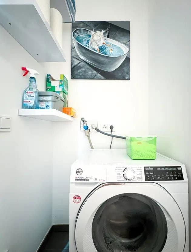 Prenájom bytu 2-izbový 56 m², Berlin, Berlín Prenájom bytu 2-izbový 56 m², Berlin, Berlín