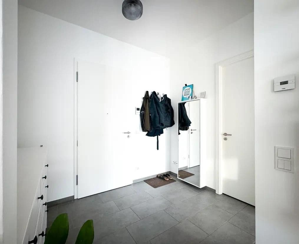 Prenájom bytu 2-izbový 56 m², Berlin, Berlín Prenájom bytu 2-izbový 56 m², Berlin, Berlín