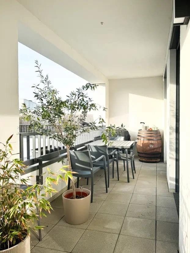 Prenájom bytu 2-izbový 56 m², Berlin, Berlín Prenájom bytu 2-izbový 56 m², Berlin, Berlín
