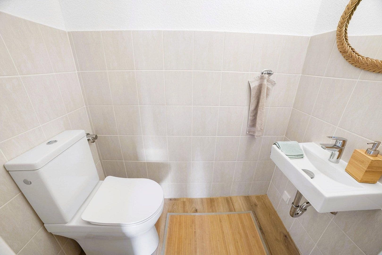 Predaj bytu 3-izbový 84 m², Duisburg, Severné Porýnie - Westfálsko Predaj bytu 3-izbový 84 m², Duisburg, Severné Porýnie - Westfálsko