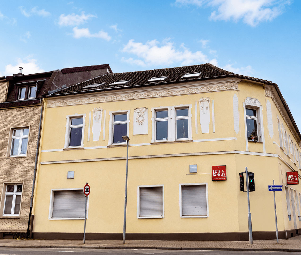 Prenájom bytu 2-izbový 74 m², Bebelstraße 228, Oberhausen, Severné Porýnie - Westfálsko Prenájom bytu 2-izbový 74 m², Bebelstraße 228, Oberhausen, Severné Porýnie - Westfálsko