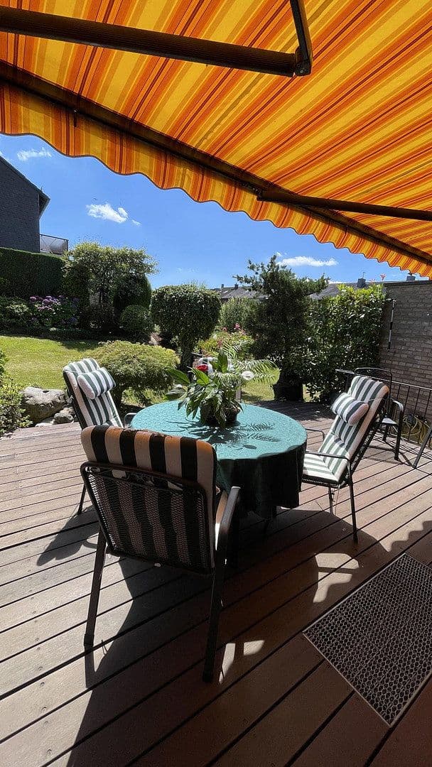 Predaj domu 110 m², pozemek 254 m², Leverkusen, Severné Porýnie - Westfálsko Predaj domu 110 m², pozemek 254 m², Leverkusen, Severné Porýnie - Westfálsko
