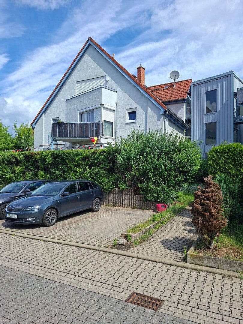 Predaj bytu 6-izbový 149 m², Unter dem Holzweg 8, Grammetal, Durínsko Predaj bytu 6-izbový 149 m², Unter dem Holzweg 8, Grammetal, Durínsko
