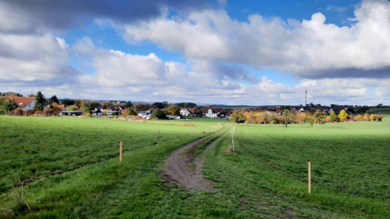 Predaj bytu 6-izbový 149 m², Unter dem Holzweg 8, Grammetal, Durínsko Predaj bytu 6-izbový 149 m², Unter dem Holzweg 8, Grammetal, Durínsko