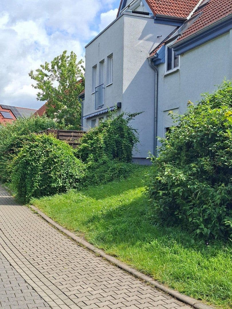 Predaj bytu 6-izbový 149 m², Unter dem Holzweg 8, Grammetal, Durínsko Predaj bytu 6-izbový 149 m², Unter dem Holzweg 8, Grammetal, Durínsko