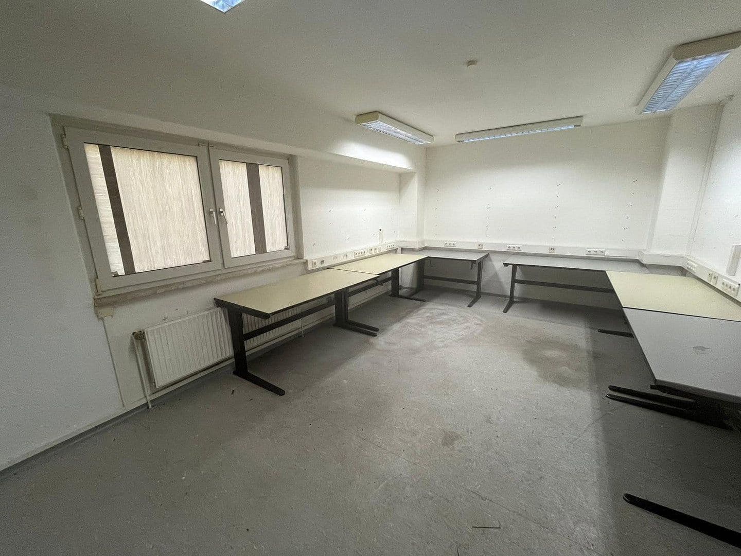 Prenájom nebytového priestoru 6.000 m², Beckebohnen 11, Liebenau, Dolné Sasko Prenájom nebytového priestoru 6.000 m², Beckebohnen 11, Liebenau, Dolné Sasko
