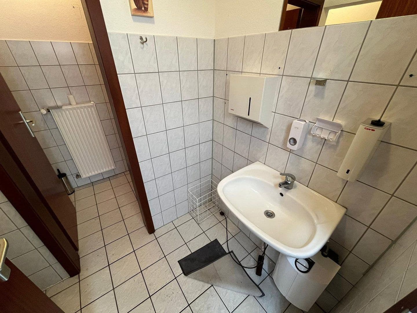 Prenájom nebytového priestoru 6.000 m², Beckebohnen 11, Liebenau, Dolné Sasko Prenájom nebytového priestoru 6.000 m², Beckebohnen 11, Liebenau, Dolné Sasko