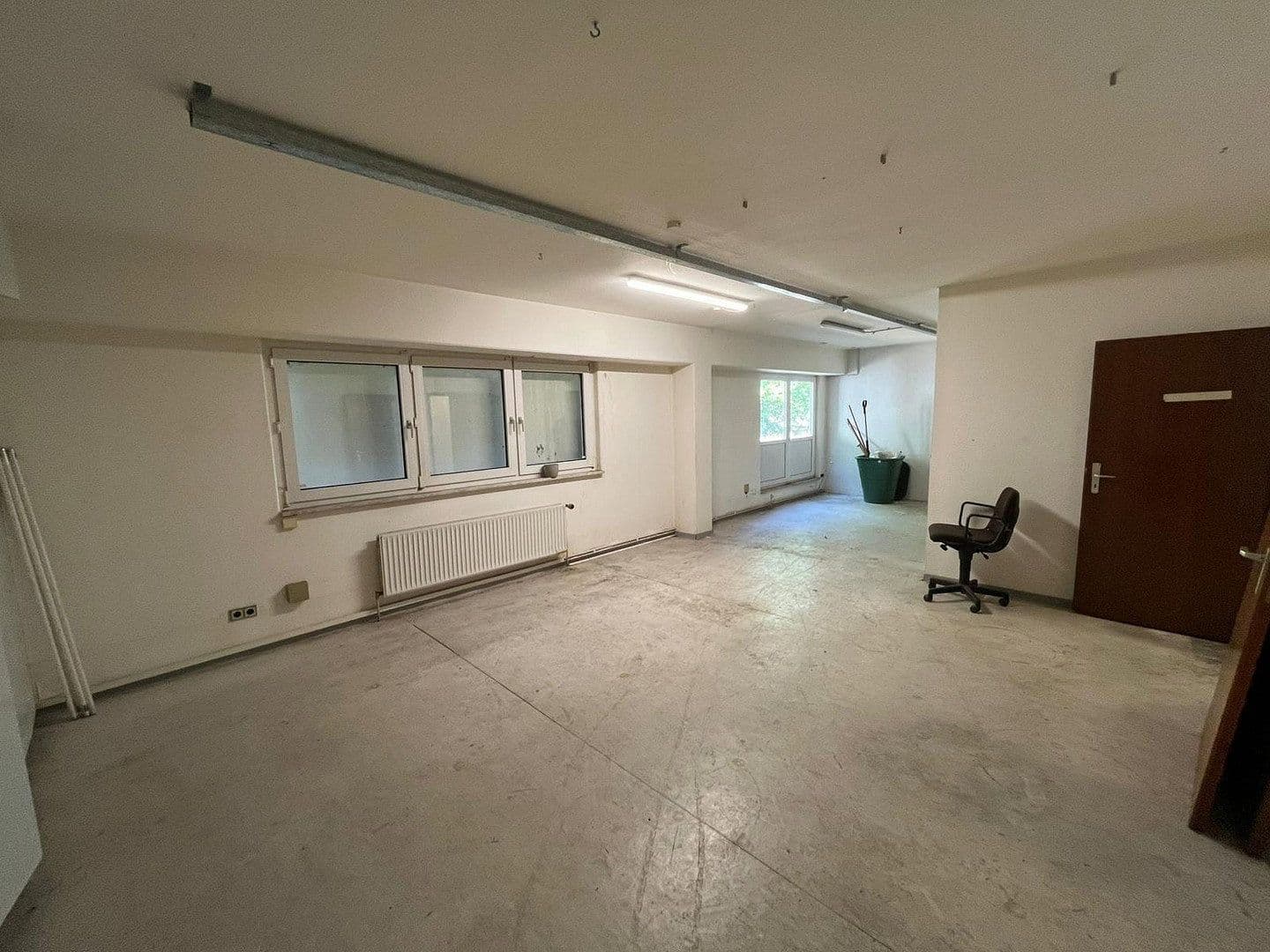 Prenájom nebytového priestoru 6.000 m², Beckebohnen 11, Liebenau, Dolné Sasko Prenájom nebytového priestoru 6.000 m², Beckebohnen 11, Liebenau, Dolné Sasko