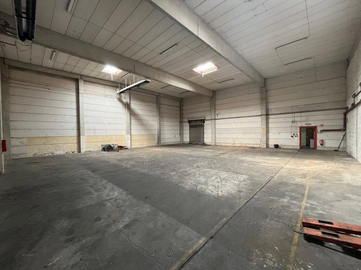 Prenájom nebytového priestoru 6.000 m², Beckebohnen 11, Liebenau, Dolné Sasko Prenájom nebytového priestoru 6.000 m², Beckebohnen 11, Liebenau, Dolné Sasko