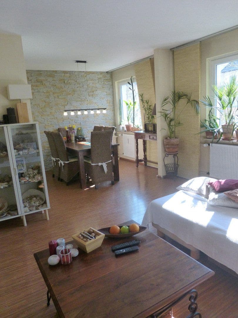 Predaj bytu 4-izbový 80 m², Frankfurt am Main, Hesensko Predaj bytu 4-izbový 80 m², Frankfurt am Main, Hesensko