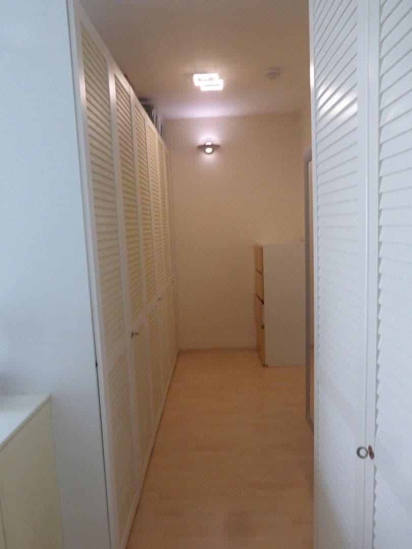 Predaj bytu 4-izbový 80 m², Frankfurt am Main, Hesensko Predaj bytu 4-izbový 80 m², Frankfurt am Main, Hesensko