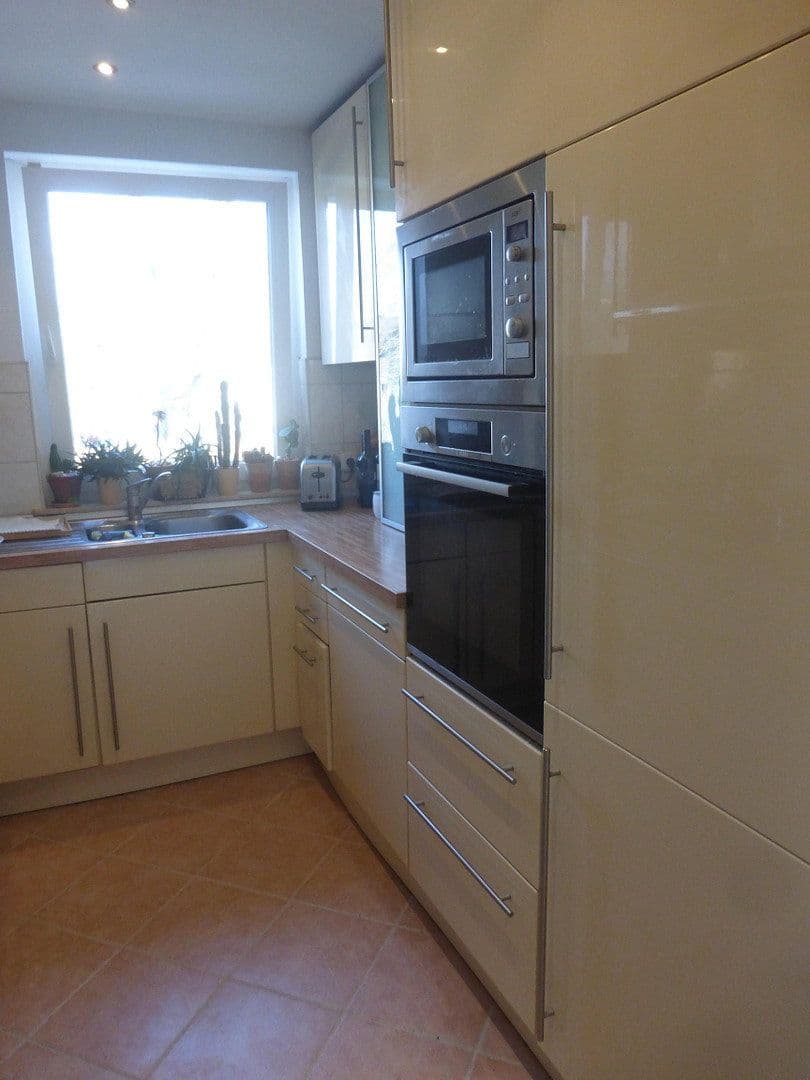 Predaj bytu 4-izbový 80 m², Frankfurt am Main, Hesensko Predaj bytu 4-izbový 80 m², Frankfurt am Main, Hesensko
