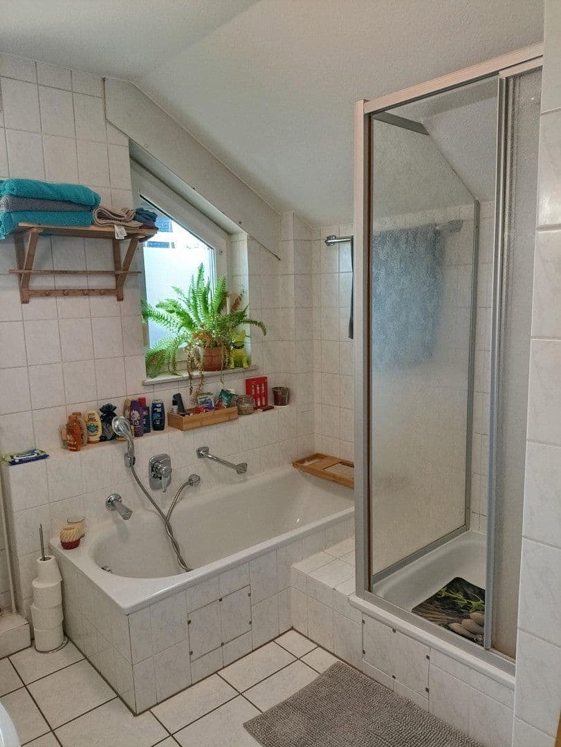 Prenájom domu 104 m², pozemek 224 m², Geilenkirchen, Severné Porýnie - Westfálsko Prenájom domu 104 m², pozemek 224 m², Geilenkirchen, Severné Porýnie - Westfálsko