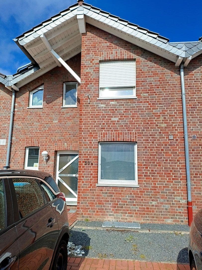 Prenájom domu 104 m², pozemek 224 m², Geilenkirchen, Severné Porýnie - Westfálsko Prenájom domu 104 m², pozemek 224 m², Geilenkirchen, Severné Porýnie - Westfálsko