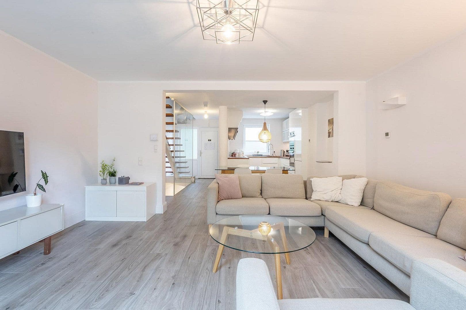 Predaj domu 89 m², pozemek 344 m², Hamburg, Hamburg Predaj domu 89 m², pozemek 344 m², Hamburg, Hamburg