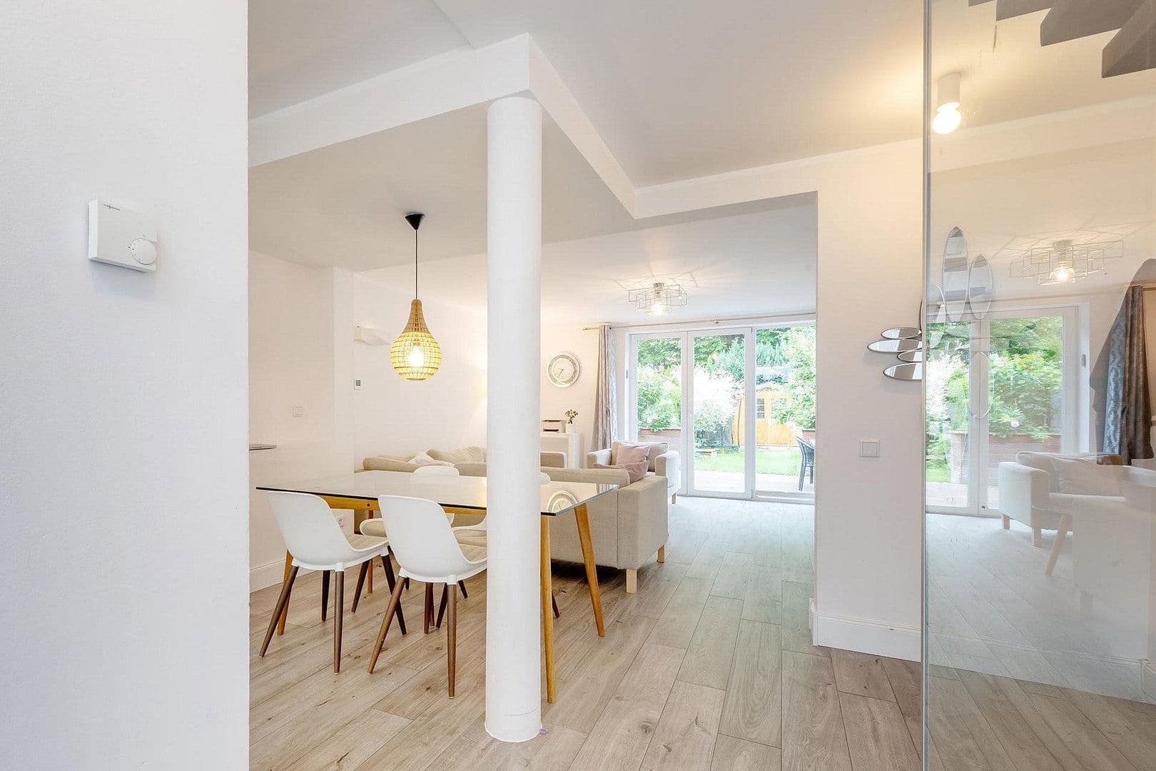Predaj domu 89 m², pozemek 344 m², Hamburg, Hamburg Predaj domu 89 m², pozemek 344 m², Hamburg, Hamburg