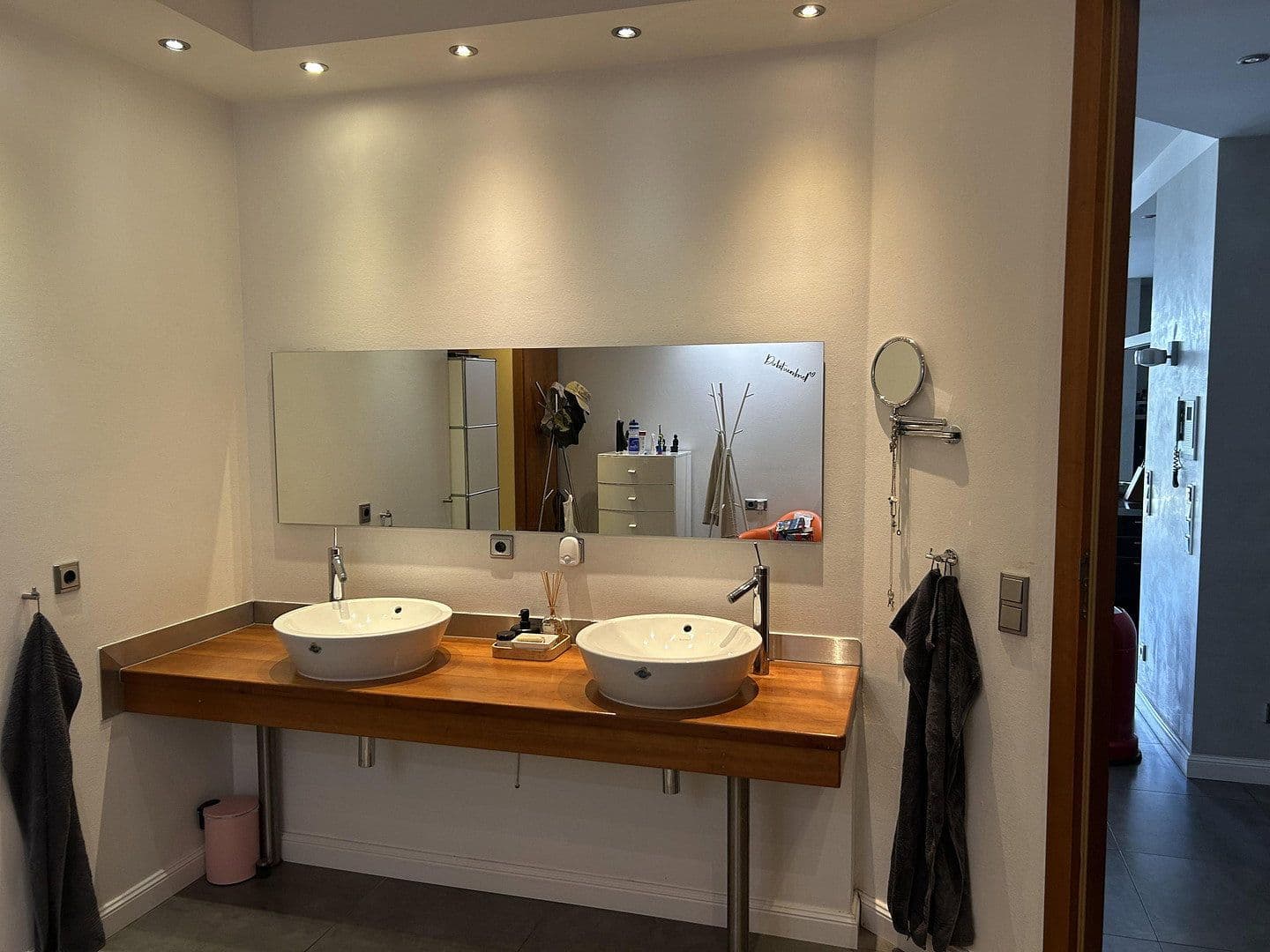 Predaj domu 644 m², pozemek 754 m², Gustav Heinemann Str 3, Korschenbroich, Severné Porýnie - Westfálsko Predaj domu 644 m², pozemek 754 m², Gustav Heinemann Str 3, Korschenbroich, Severné Porýnie - Westfálsko