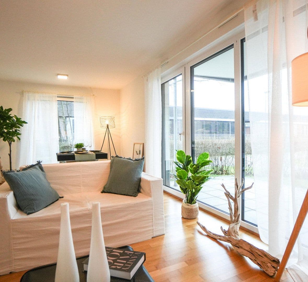 Prenájom bytu 2-izbový 62 m², Godesberger Allee 106a, Bonn, Severné Porýnie - Westfálsko Prenájom bytu 2-izbový 62 m², Godesberger Allee 106a, Bonn, Severné Porýnie - Westfálsko