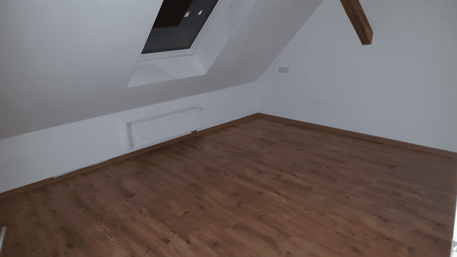 Prenájom bytu 5-izbový 117 m², Ulmengasse 7, Sprendlingen, Porýnie-Falcko Prenájom bytu 5-izbový 117 m², Ulmengasse 7, Sprendlingen, Porýnie-Falcko