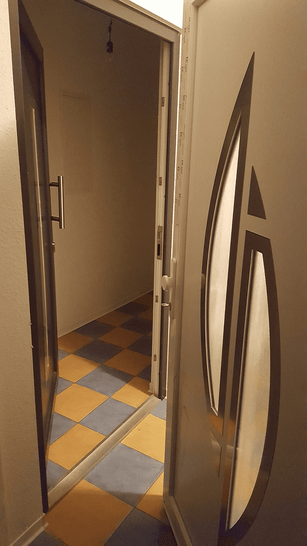 Prenájom bytu 5-izbový 117 m², Ulmengasse 7, Sprendlingen, Porýnie-Falcko Prenájom bytu 5-izbový 117 m², Ulmengasse 7, Sprendlingen, Porýnie-Falcko