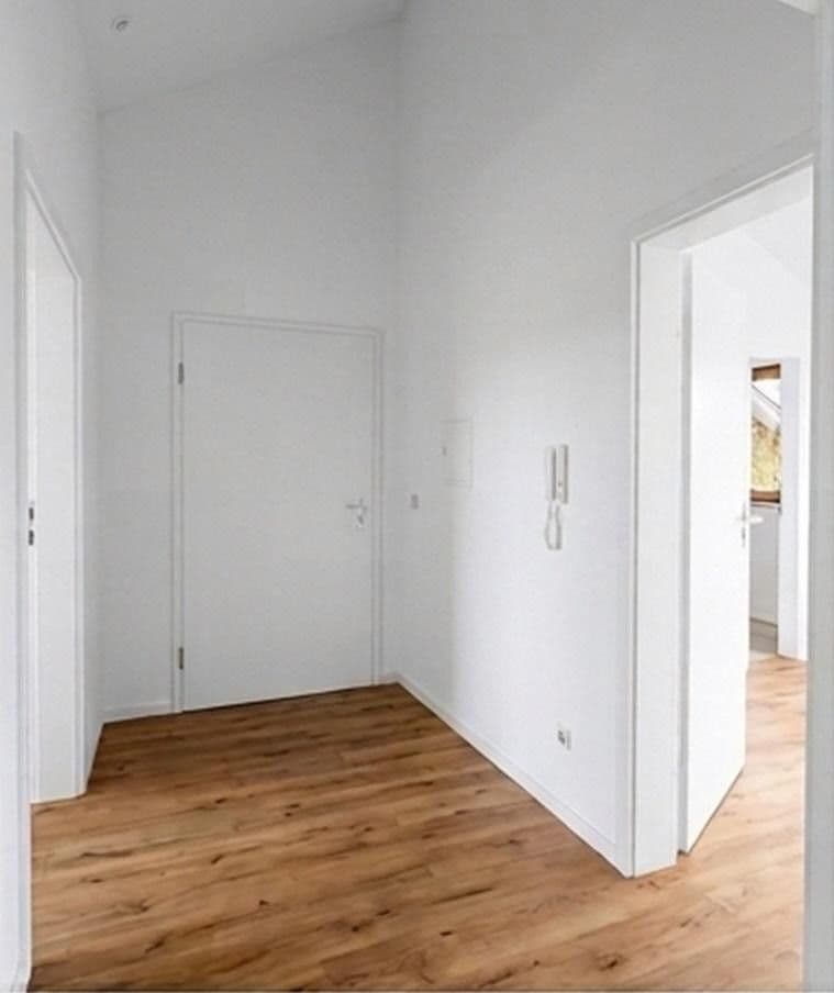Prenájom bytu 2-izbový 55 m², Reutlingen, Bádensko-Wurttembersko Prenájom bytu 2-izbový 55 m², Reutlingen, Bádensko-Wurttembersko