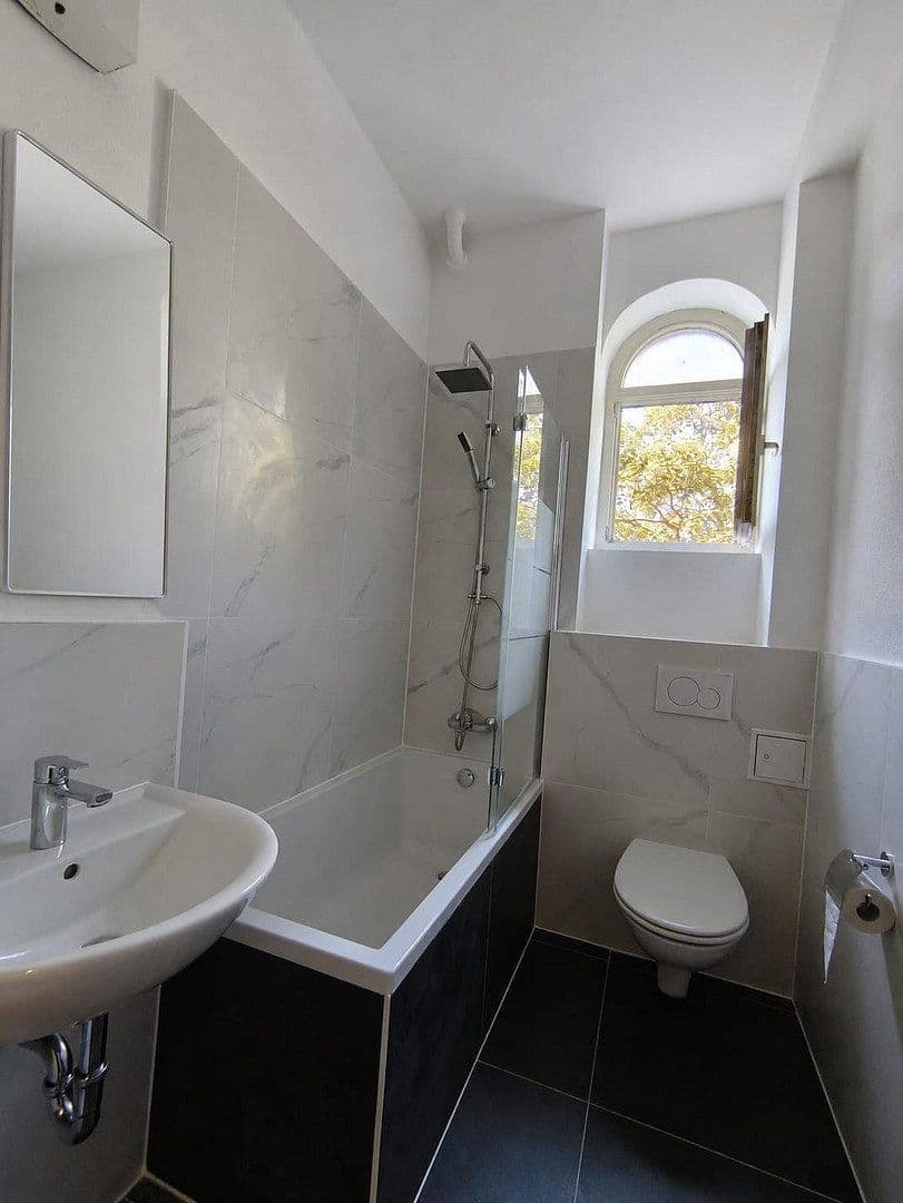 Prenájom bytu 20 m², Herrlachstrasse, Mannheim, Bádensko-Wurttembersko Prenájom bytu 20 m², Herrlachstrasse, Mannheim, Bádensko-Wurttembersko