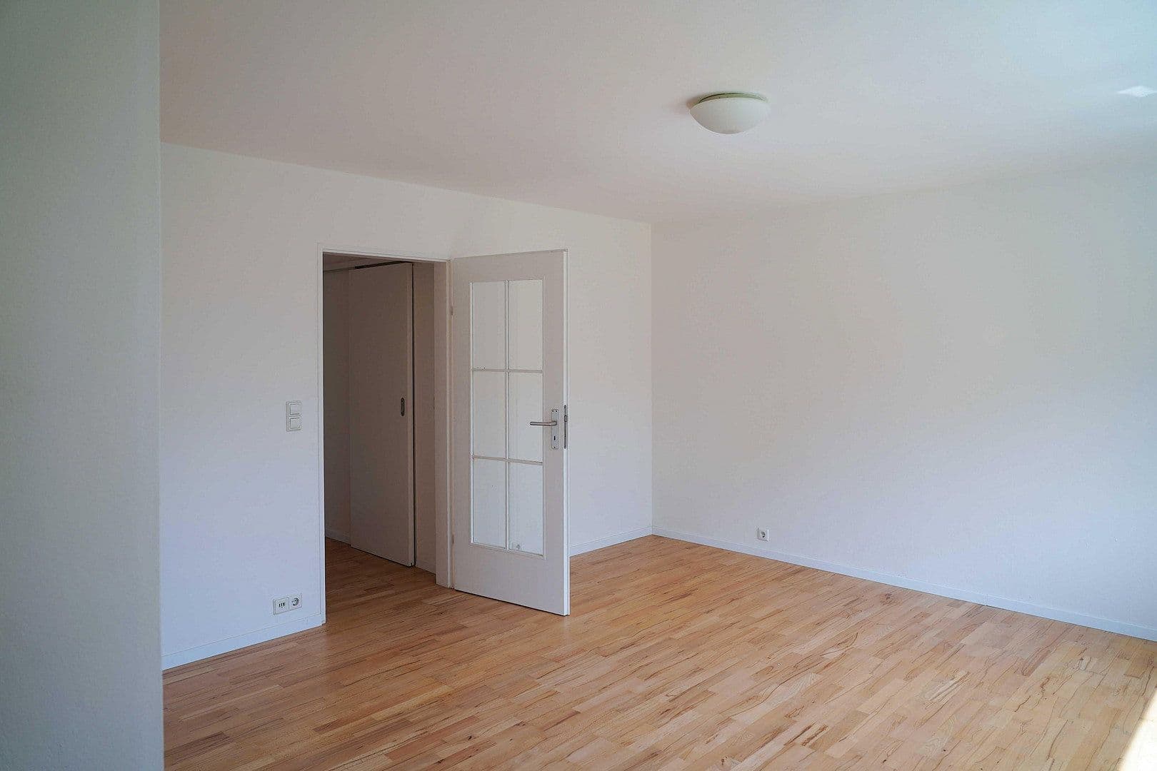 Predaj bytu 1-izbový 26 m², München, Bavorsko Predaj bytu 1-izbový 26 m², München, Bavorsko