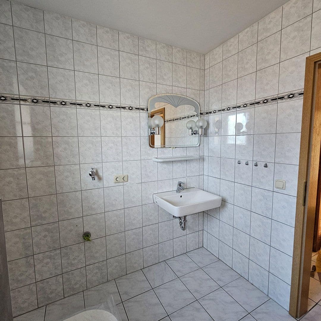 Prenájom bytu 3-izbový 80 m², Holzstrasse 17a, Burg, Sasko-Anhaltsko Prenájom bytu 3-izbový 80 m², Holzstrasse 17a, Burg, Sasko-Anhaltsko