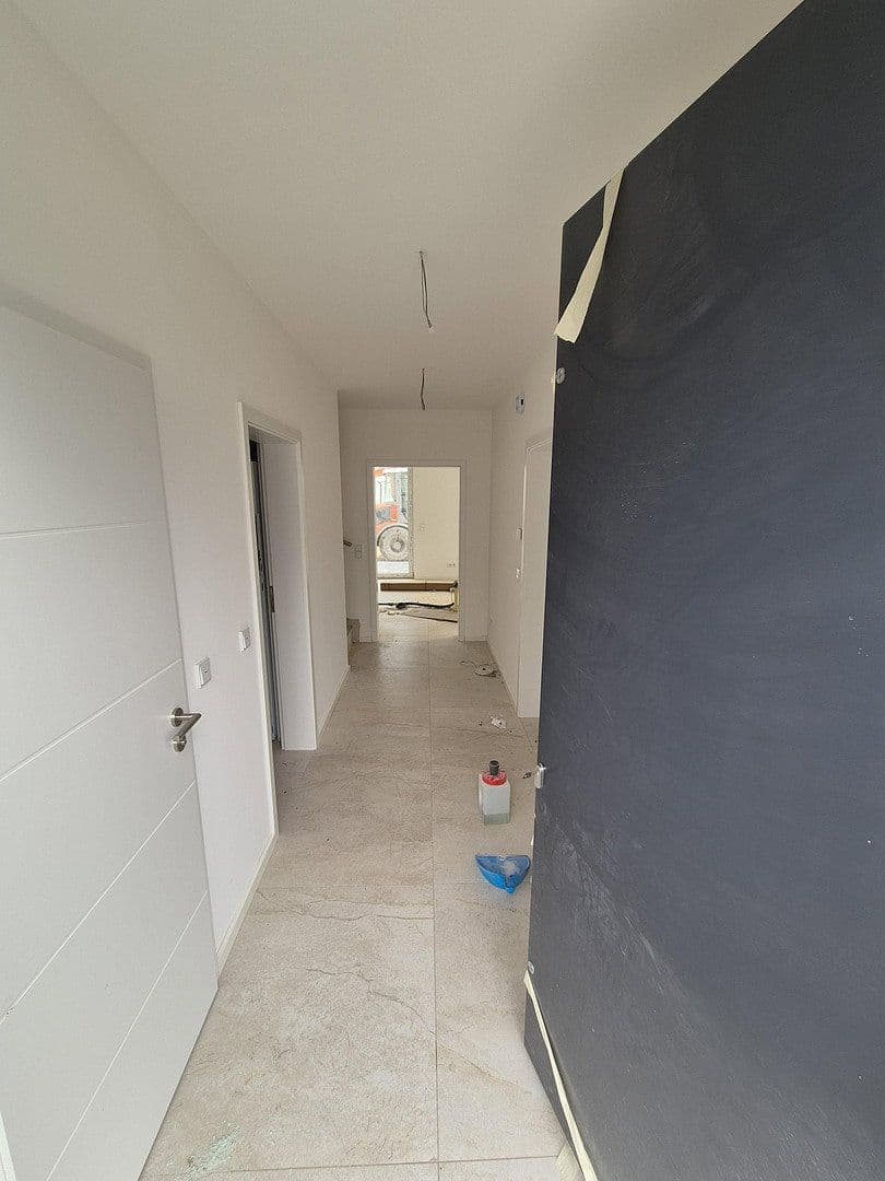 Prenájom domu 130 m², pozemek 400 m², Große Straße 43, Gehrden, Dolné Sasko Prenájom domu 130 m², pozemek 400 m², Große Straße 43, Gehrden, Dolné Sasko