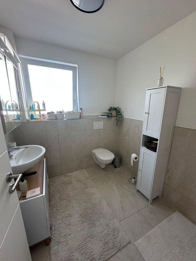 Prenájom domu 130 m², pozemek 400 m², Große Straße 43, Gehrden, Dolné Sasko Prenájom domu 130 m², pozemek 400 m², Große Straße 43, Gehrden, Dolné Sasko
