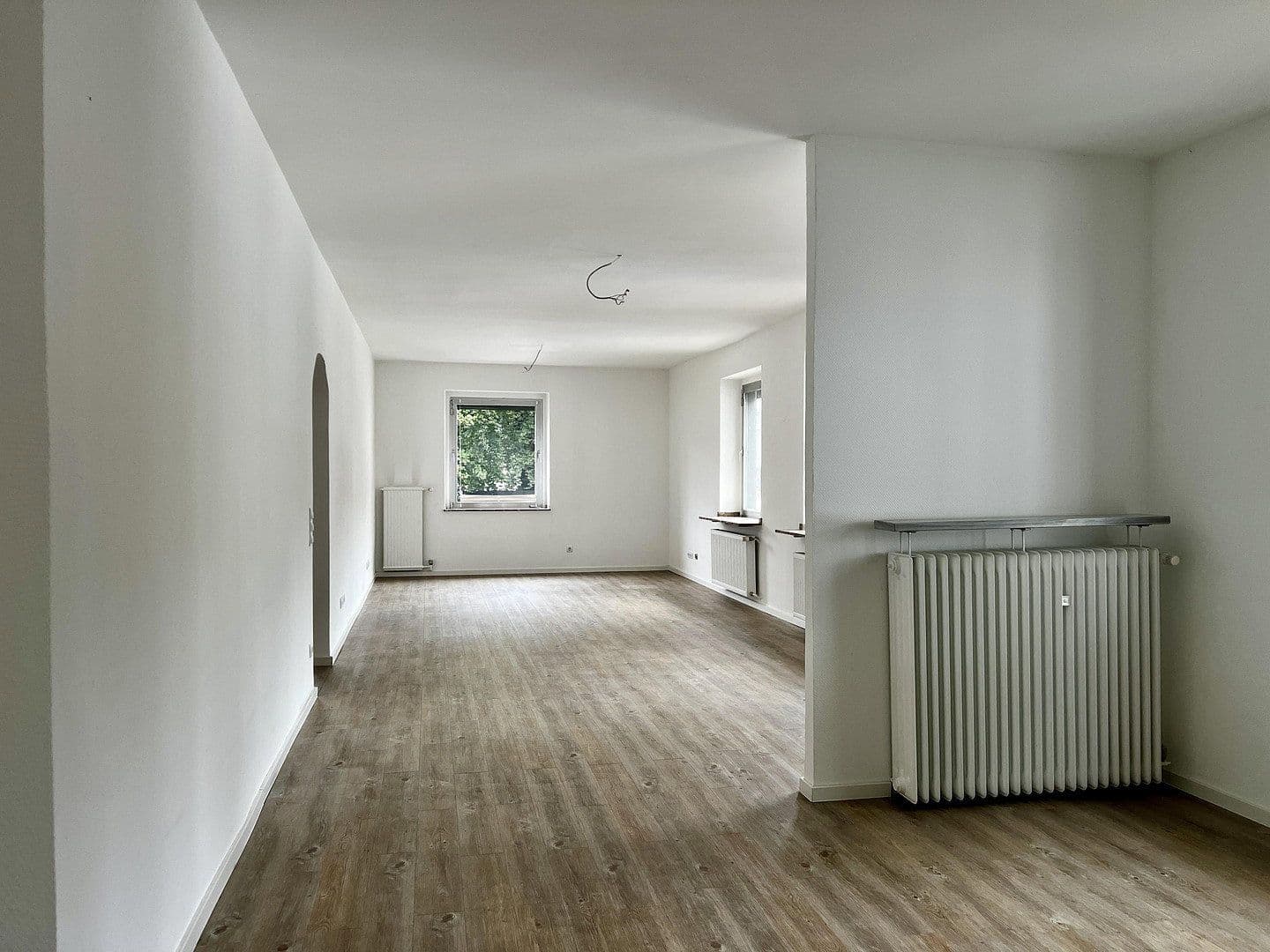 Prenájom bytu 2-izbový 88 m², Hermann-Albertz-Str.188, Oberhausen, Severné Porýnie - Westfálsko Prenájom bytu 2-izbový 88 m², Hermann-Albertz-Str.188, Oberhausen, Severné Porýnie - Westfálsko