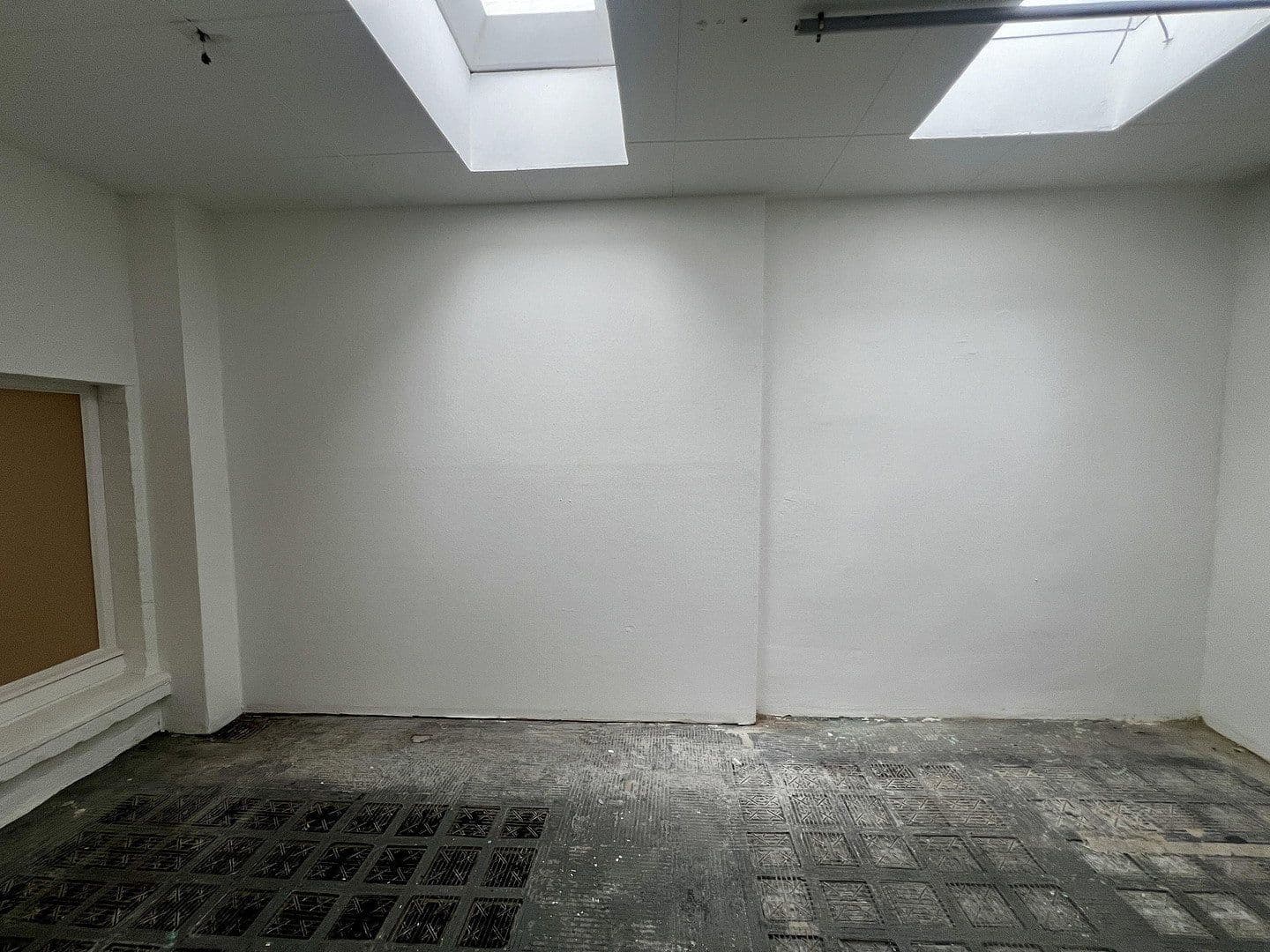 Prenájom bytu 2-izbový 88 m², Hermann-Albertz-Str.188, Oberhausen, Severné Porýnie - Westfálsko Prenájom bytu 2-izbový 88 m², Hermann-Albertz-Str.188, Oberhausen, Severné Porýnie - Westfálsko