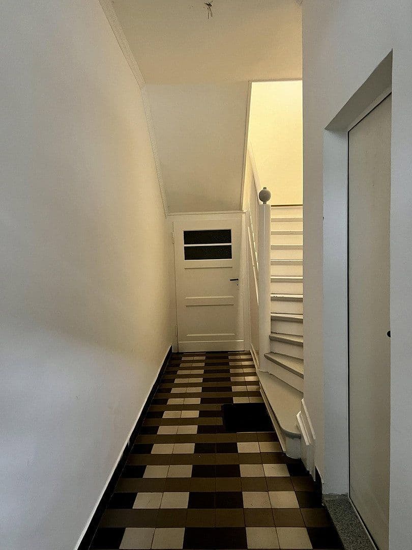 Prenájom kancelárie 88 m², Hermann-Albertz-Str.188, Oberhausen, Severné Porýnie - Westfálsko Prenájom kancelárie 88 m², Hermann-Albertz-Str.188, Oberhausen, Severné Porýnie - Westfálsko