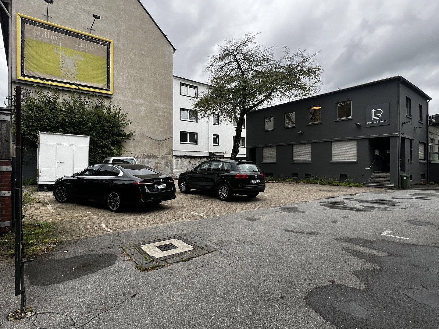 Prenájom kancelárie 88 m², Hermann-Albertz-Str.188, Oberhausen, Severné Porýnie - Westfálsko Prenájom kancelárie 88 m², Hermann-Albertz-Str.188, Oberhausen, Severné Porýnie - Westfálsko