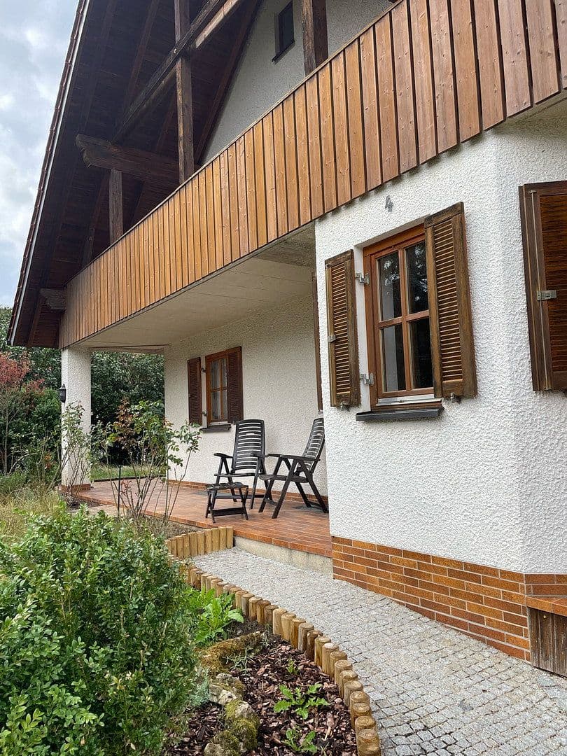 Prenájom bytu 3-izbový 102 m², Kastl, Bavorsko Prenájom bytu 3-izbový 102 m², Kastl, Bavorsko