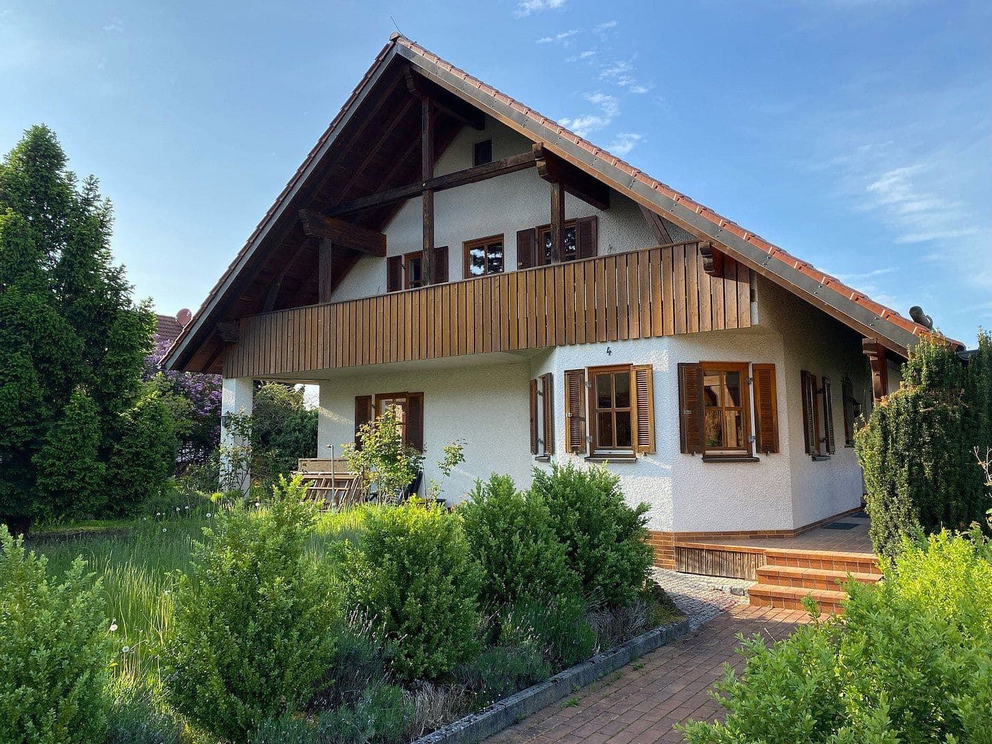 Prenájom bytu 3-izbový 102 m², Kastl, Bavorsko Prenájom bytu 3-izbový 102 m², Kastl, Bavorsko