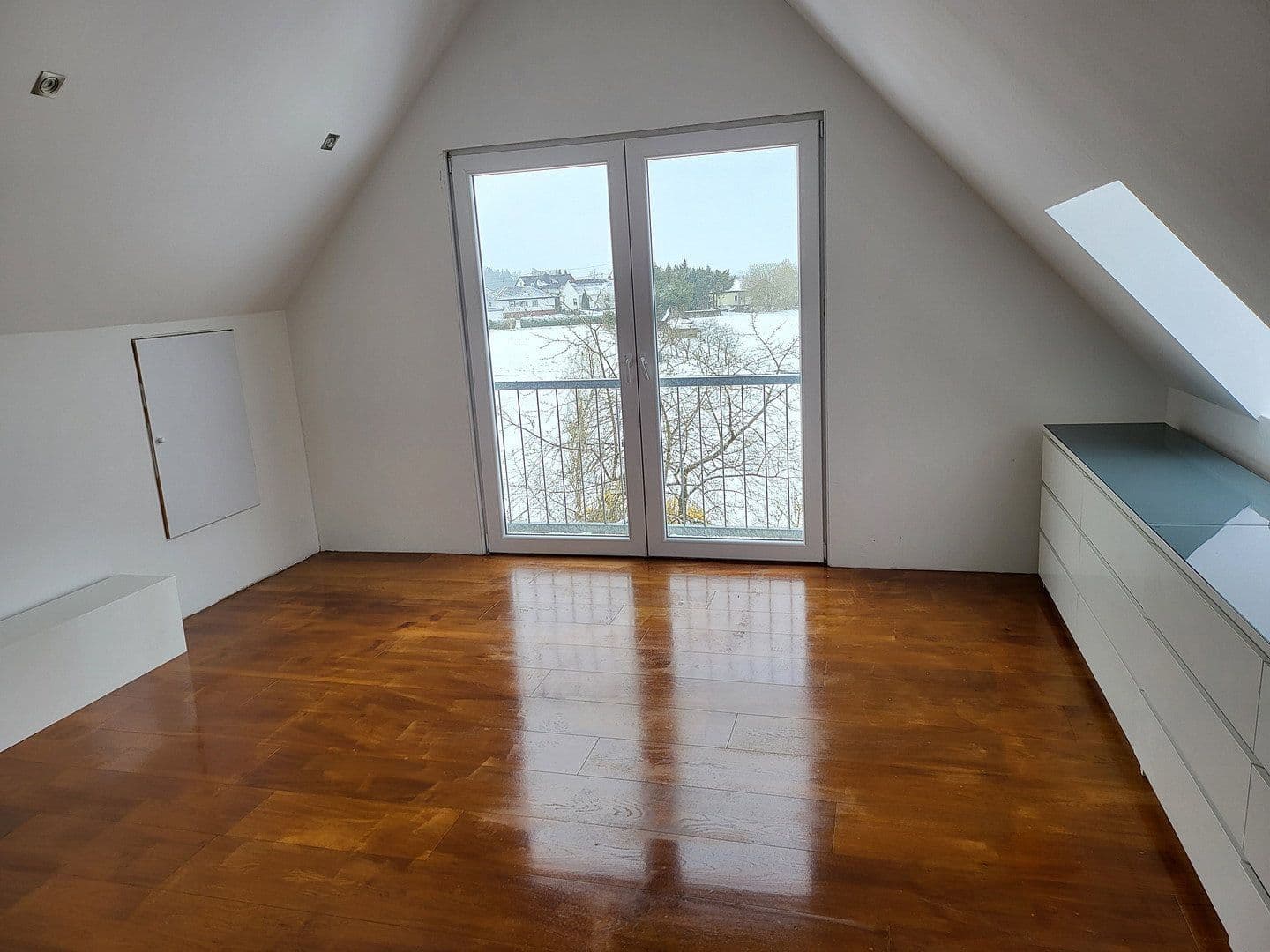 Prenájom bytu 2-izbový 80 m², Breiter Weg 6, Auderath, Porýnie-Falcko Prenájom bytu 2-izbový 80 m², Breiter Weg 6, Auderath, Porýnie-Falcko