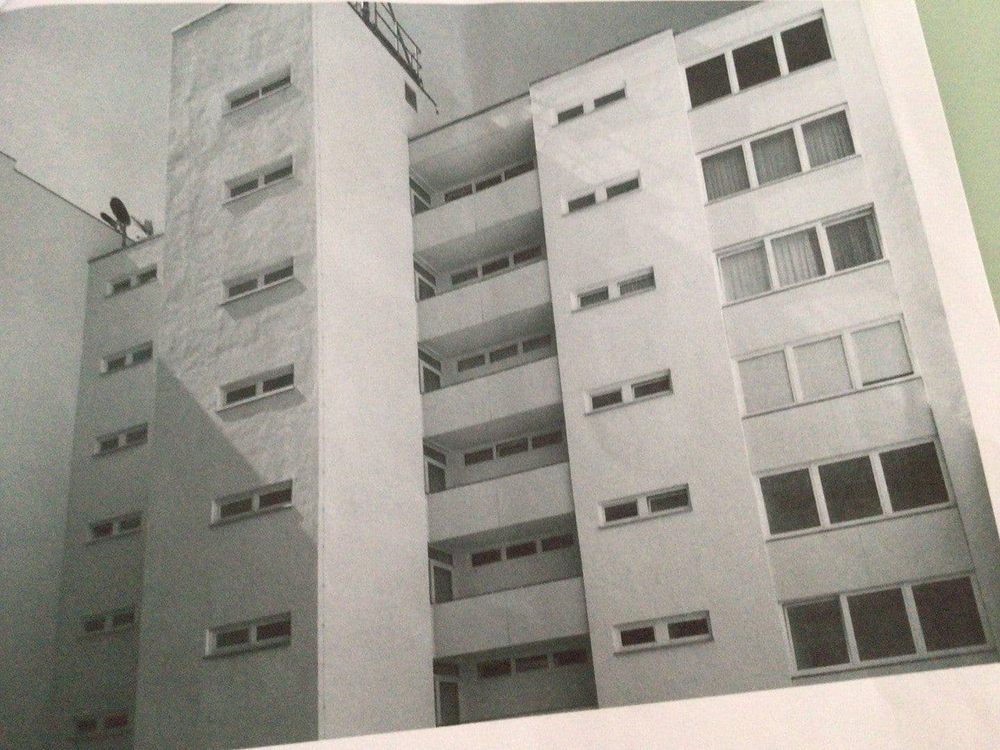 Predaj bytu 2-izbový 80 m², Karlsruhe Straße / Kurfürstendamm, Berlin, Berlín Predaj bytu 2-izbový 80 m², Karlsruhe Straße / Kurfürstendamm, Berlin, Berlín