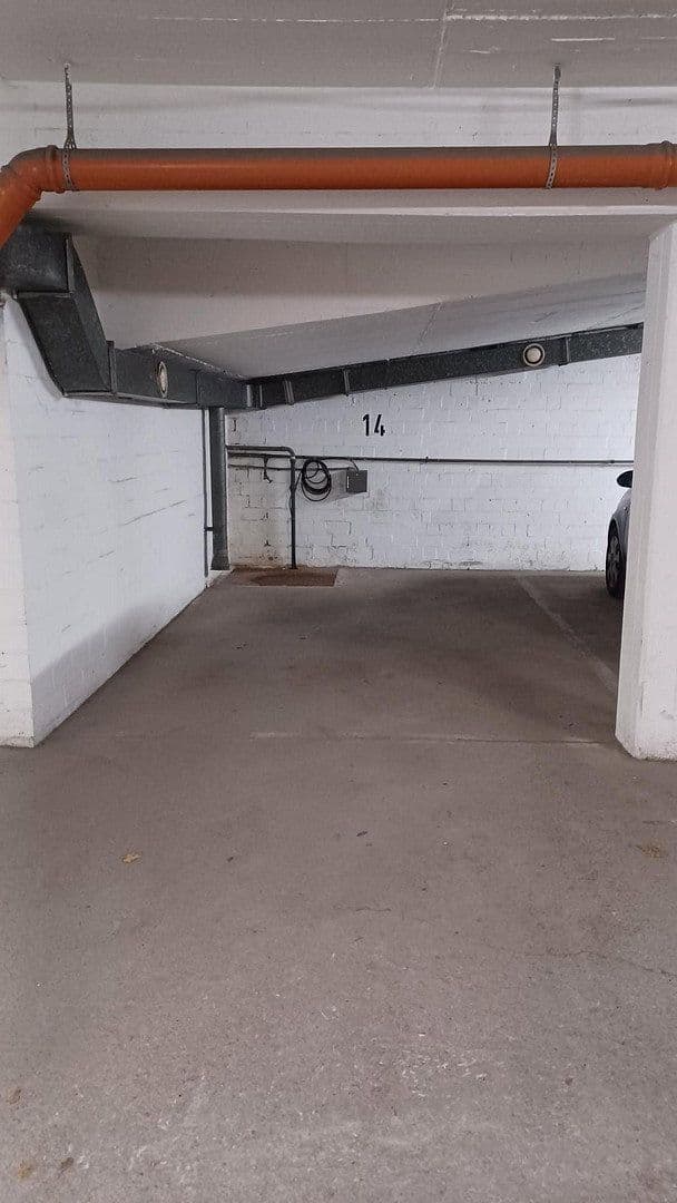 Predaj bytu 2-izbový 80 m², Karlsruhe Straße / Kurfürstendamm, Berlin, Berlín Predaj bytu 2-izbový 80 m², Karlsruhe Straße / Kurfürstendamm, Berlin, Berlín