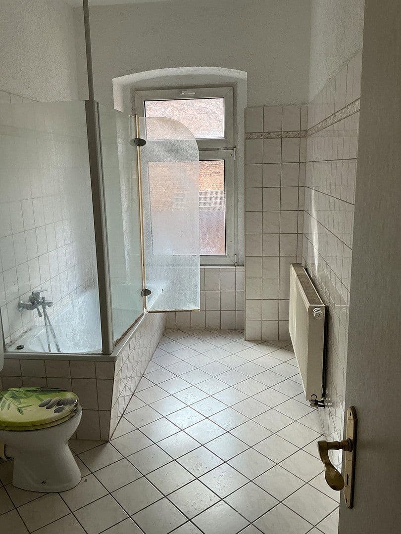 Prenájom bytu 1-izbový 40 m², Grubenstraße 15, Erfurt, Durínsko Prenájom bytu 1-izbový 40 m², Grubenstraße 15, Erfurt, Durínsko