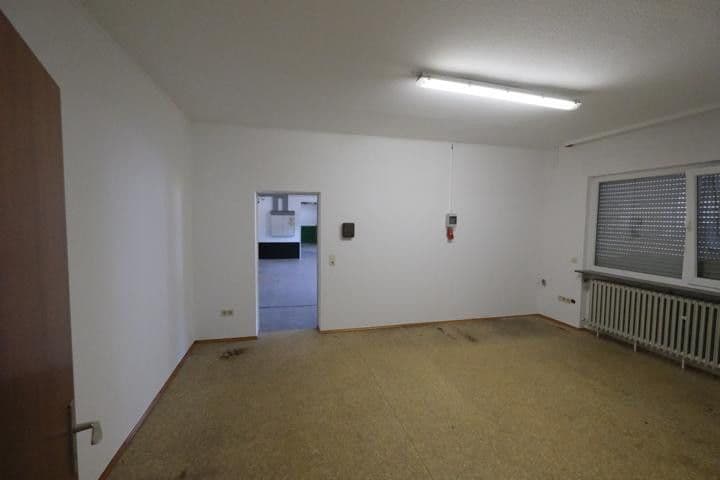 Prenájom nebytového priestoru 300 m², Rodalben, Porýnie-Falcko Prenájom nebytového priestoru 300 m², Rodalben, Porýnie-Falcko