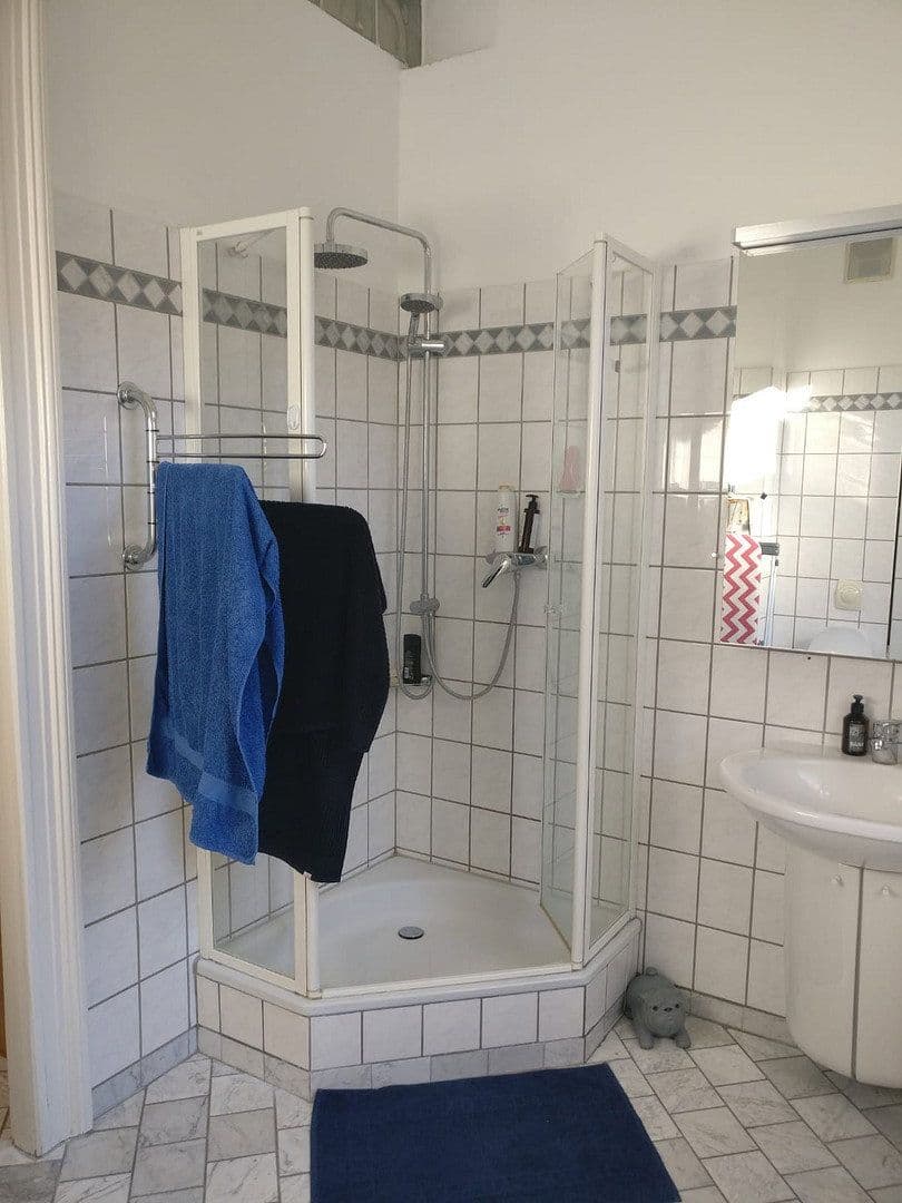 Prenájom bytu 2-izbový 56 m², Gneisenaustrasse 10, Wiesbaden, Hesensko Prenájom bytu 2-izbový 56 m², Gneisenaustrasse 10, Wiesbaden, Hesensko
